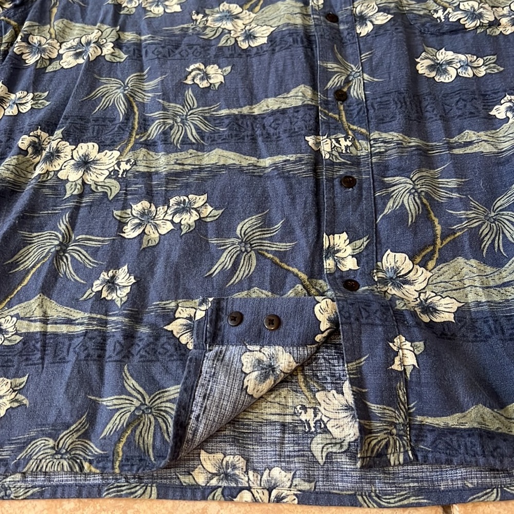 Vintage‎ Big Dogs Hawaiian Shirt Blue Floral Palms Dogs, Size Large - Picture 7 of 11